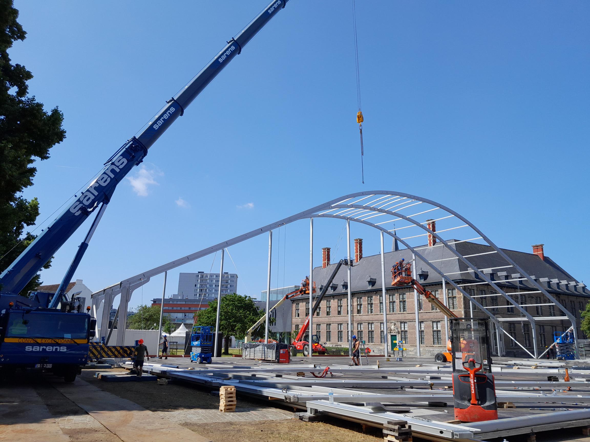 SARENS Sarens Installs the Complex event structure for the Ghent Jazz